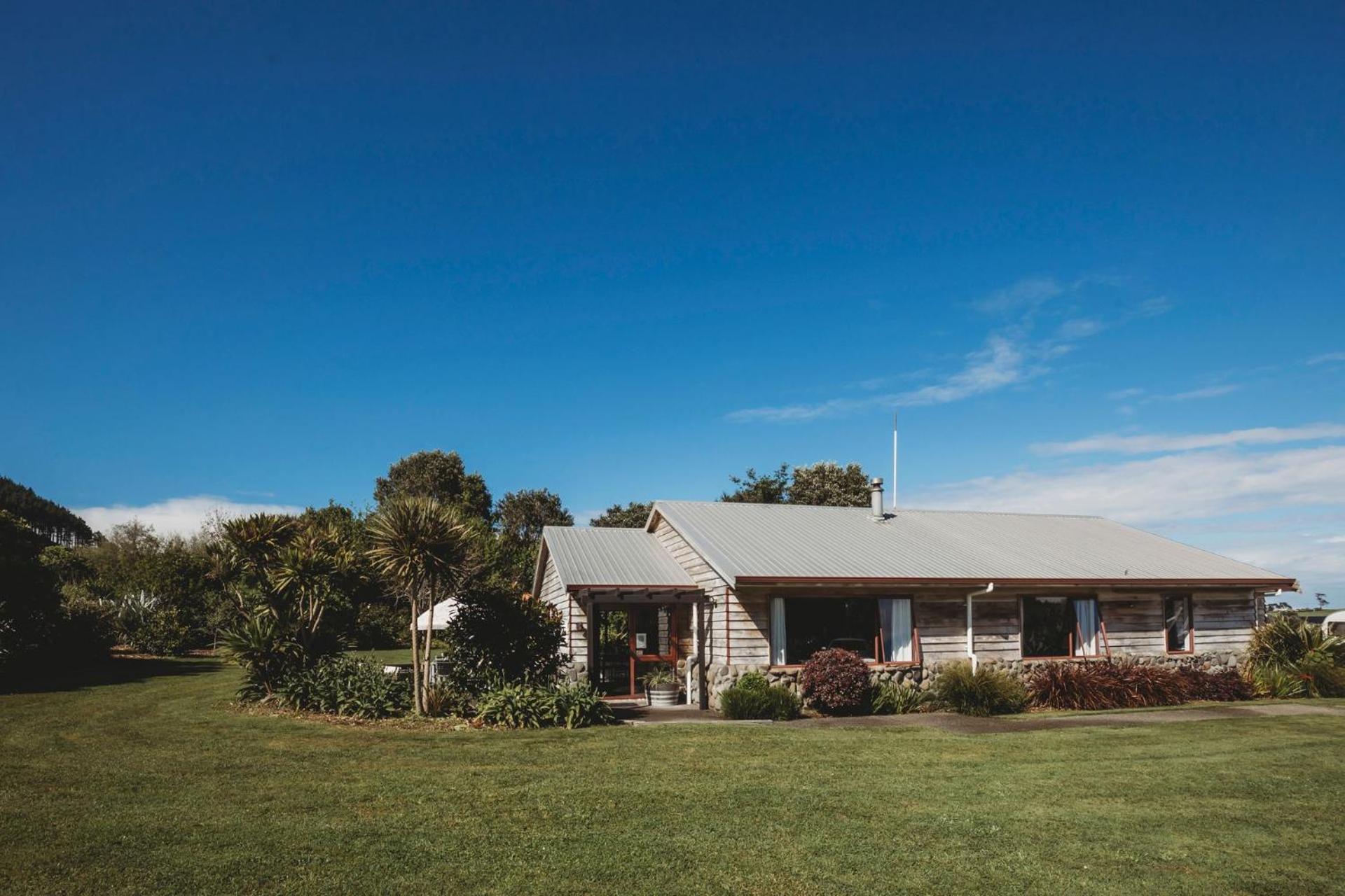 Wharepuni Oakura Retreat Βίλα Tataraimaka Εξωτερικό φωτογραφία